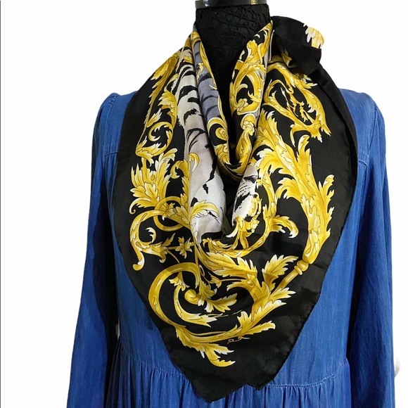 Gold silk scarf - Picture 1 of 10